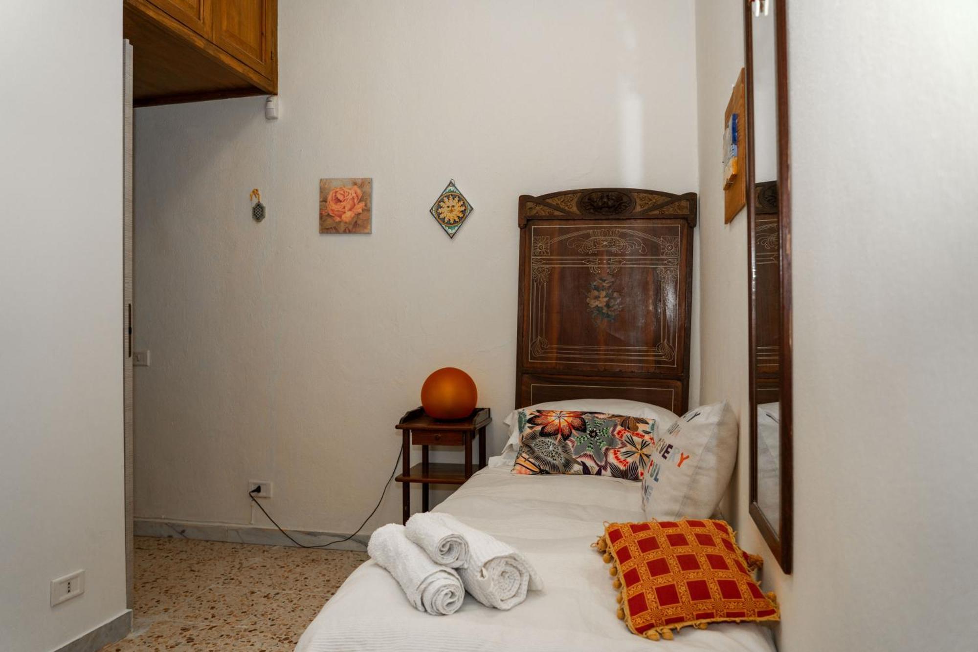 Donna Caterina House, Holiday Villa Pietraperzia 외부 사진